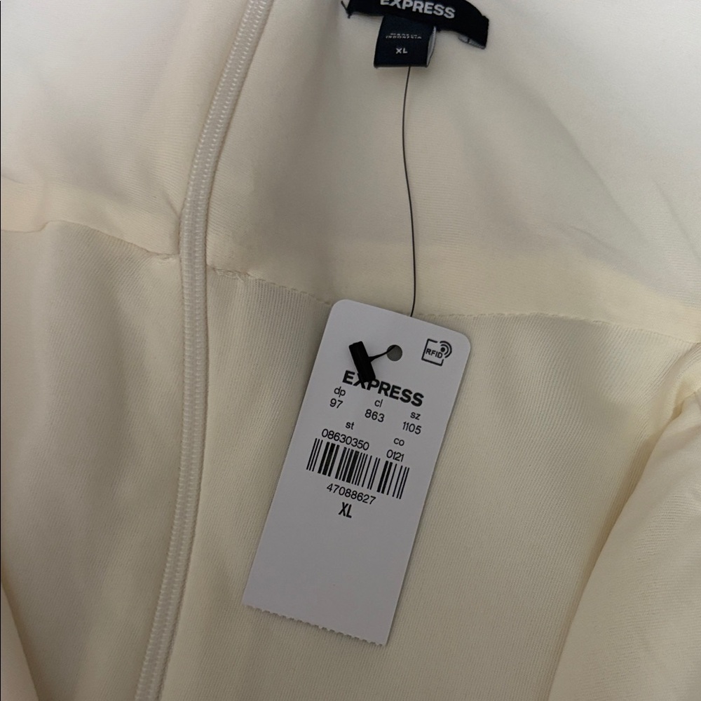Express Cream Backless Top - Picture 3 of 5
